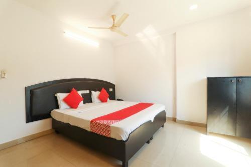 New Royal Lodge Mangalore Exterior photo