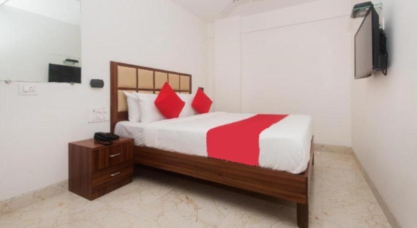 New Royal Lodge Mangalore Exterior photo